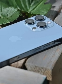 iPhone 17 Pro将有新配色“天空蓝”