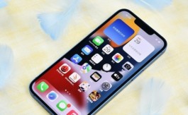 iPhone 14 Plus是曲面屏还是全面屏？