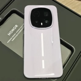 春节买手机要一步到位的，目前这2款可以“闭眼入”，用着有面子