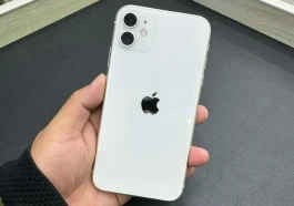 2025年，我为什么还在用iPhone11？这些真实体验太戳 "心窝子"