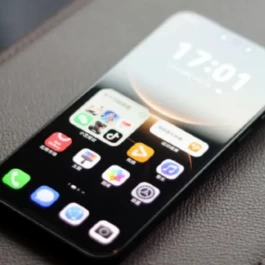 华为Mate80突然变香了，全系版本跌至“新低价”，麒麟9020+3D人脸