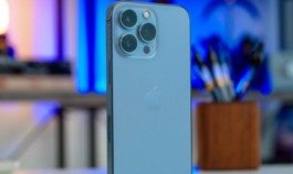 iPhone 13 pro怎么装两张卡？
