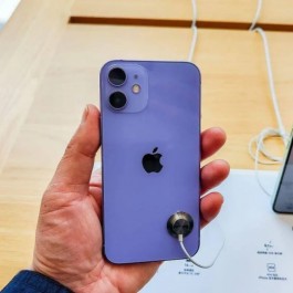 iPhone闹钟没响，网友炸了！