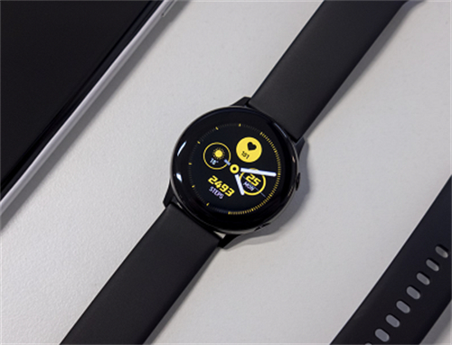 三星Galaxy Watch 7或将圆形屏幕改为方形屏幕设计