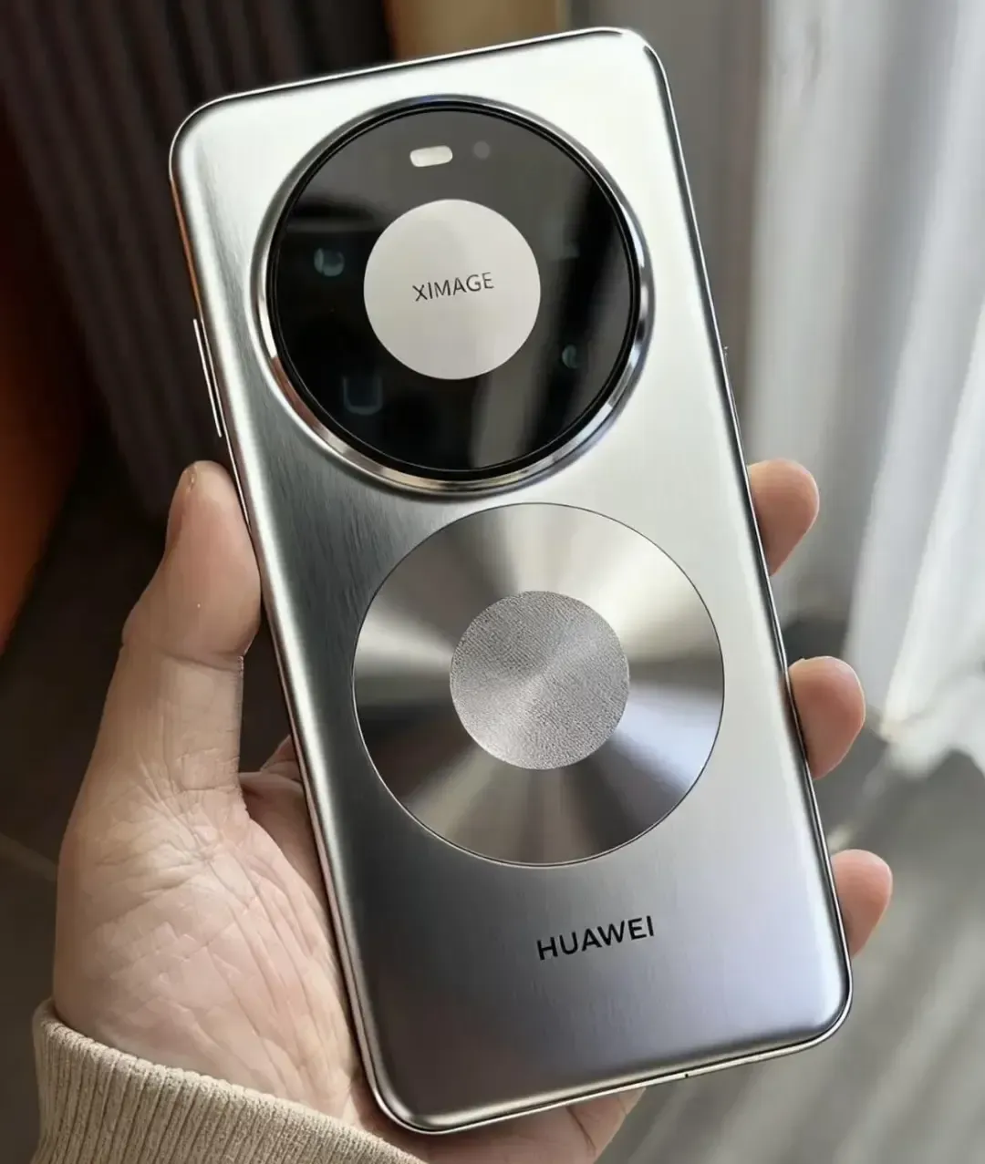 华为 Mate 80优缺点汇总:3个优点,2个缺点,实话告诉你能不能买