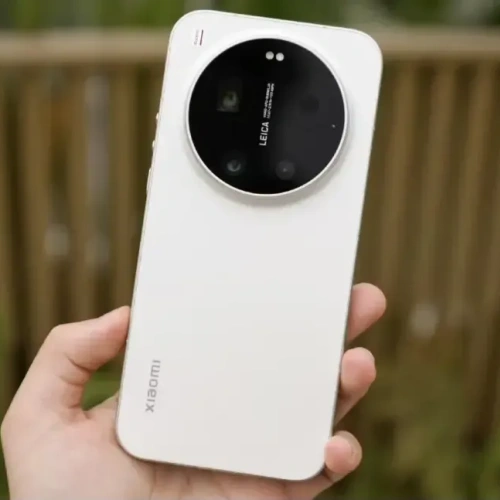 为了拍照买的小米17 Ultra，用了一个月，这些优缺点不吐不快