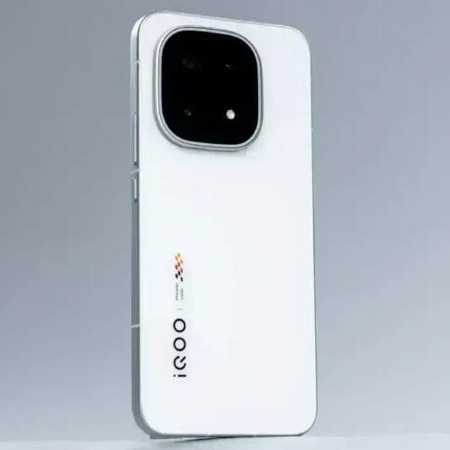 iQOO 15终于降价！512GB版本跌至新低，现在入手还是等618？