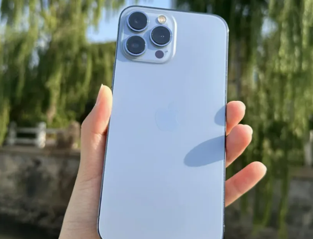 耐用性拉满！这4款iPhone才是真正的长期机皇