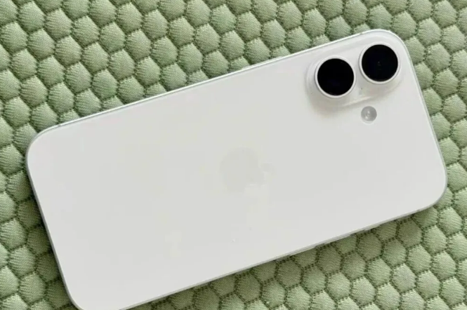 哪怕iPhone 17封神，这两个老功能依旧无可替代