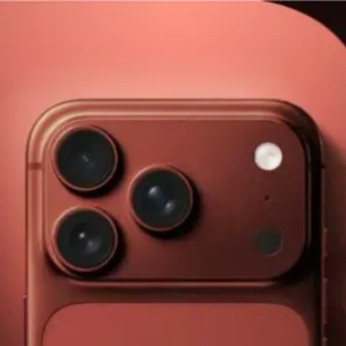 iPhone 18 Pro 跌落测试画面疑似流出，随后迅速被下架