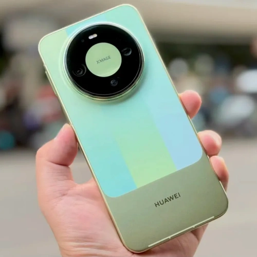 华为Mate90评测：涨价500元，芯片也没有升级，标准版还值得买吗？